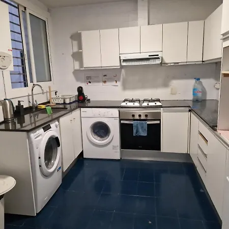 Hostel By Eixample Barcelona