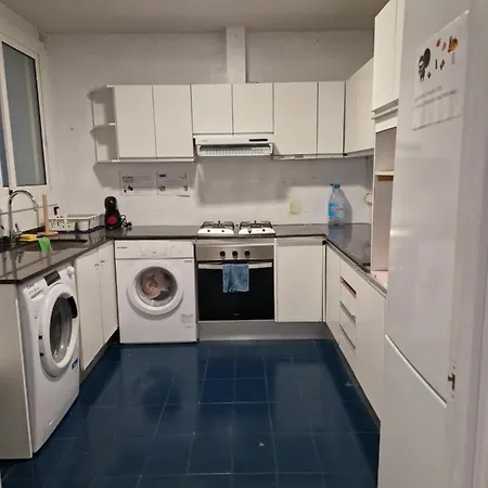By Eixample Hostel Barcelona